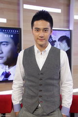 组图：《步步惊情》主创做客闹不停