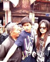 组图：赵薇《致青春》百张片场工作照曝光