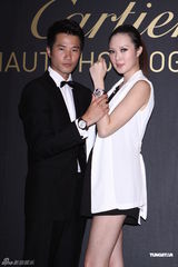 组图：陶喆出席代言活动 为父亲延迟发片