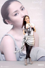 组图：阿娇被问玉照反应大 称要随时间“放低过去”