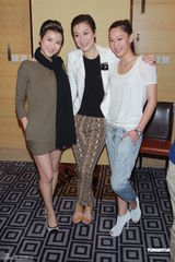 组图：《法政先峰Ⅲ》拍摄完毕 黎耀祥犒劳众人