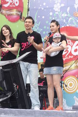 组图：周杰伦自称不着急生子 购房官司败诉很无奈