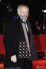 组图：《黑血》首映 导演斯鲁奇尔坐轮椅亮相