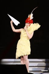 组图：梁静茹香港红馆个唱落幕 造型百变气氛热