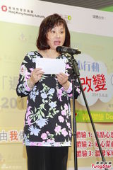 组图：陈婉珍出席活动 二女传情变问题拒受访