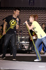 组图：任贤齐跳小薇版nobody 自夸舞技堪比杰克逊