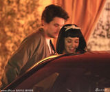 组图：水果姐与男友过情人节 手戴戒指疑似订婚