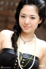 组图：苍井空麦浚龙宣传新片 两人眼神暧昧频互动