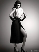 组图：阿尔芭杂志大片曝光 妆容冷艳性感秀美腿