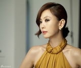 高清组图：金南珠拍广告尽展优雅高贵气质