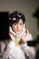 高清图：《主君》少时苏志燮L帅气拍广告