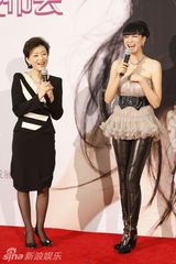 幻灯组图：名模李艾拜师杨澜门下 保持风格不模仿