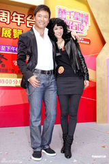 组图：宣萱苗侨伟宣传《刑警》 称不给男友看床戏  