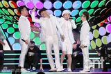 组图：EXO、f(x)等献唱大韩民国庆典演唱会