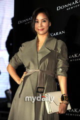 组图：宋允儿高小英高贤贞金允珍为某品牌站台