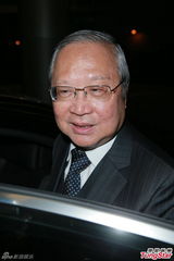 组图：梁乃鹏指追思会暂没定案 称六婶心情转好