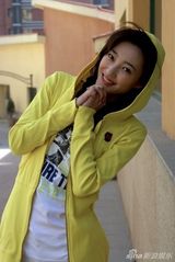 组图：王丽坤素颜清秀获赞 卖萌搞怪旧照曝光