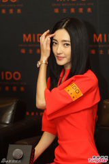 组图：吴尊愿参与亲子节目 王丽坤张檬争艳