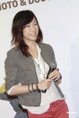 组图：林忆莲否认收入过亿 即将展开亚洲巡唱