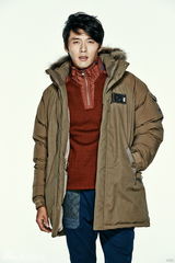 组图：韩星玄彬冬装写真 百变造型展型男本色