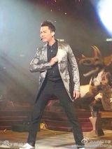 组图：古惑仔五子开唱爆满 阿B哥应采儿捧场