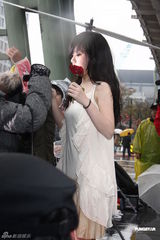 高清组图：林宥嘉绯闻女友邓紫棋台湾拍摄专辑MV