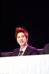 独家高清：韩团MBLAQ发新辑《BROKEN》化身暖男