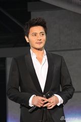 幻灯图：张东健李秉宪宋承宪元彬四大天王日本聚首