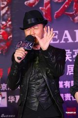 高清组图：《囧探佳人》曝终极海报 启动新浪官网