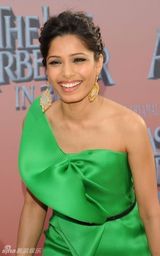 幻灯图集：《最后的气宗》首映 “贫民”情侣亮相