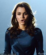 组图：《悲惨世界》主创献唱 海瑟薇拥抱杰克曼