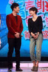 组图：杜淳变实习爸爸 马伊俐拍床戏需老公点头