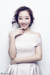 组图：蒋梦婕写真白色公主裙低调清新