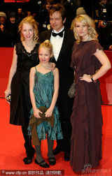 幻灯图集：《潜水艇》首映 女儿助阵温特伯格