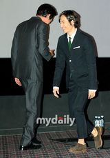 组图：黄正民柳承范刘海振新片《不当交易》试映