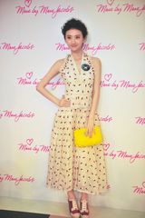 组图：景甜亮相时尚活动 初夏风情尽显清新甜美