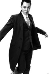 组图：吴樾黑白影像大片熟男酷劲十足