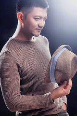 组图：彭博写真玩小调皮 欢庆《河东狮吼2》上映