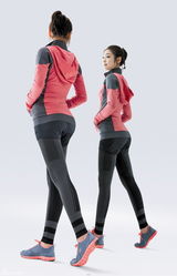 组图：金秀贤携手韩花样滑冰公主金妍儿代言