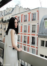 组图：尚雯婕长裙衬乌发 尽显优雅小清新