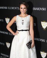 高清组图：辣妈杰西卡-阿尔芭盛装亮相靓丽多姿