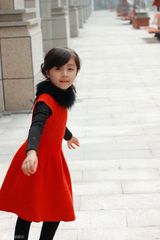 组图：5岁小萝莉走红微博 小天使萌化网友心