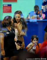 组图：小苏瑞猛练体操 奥运“种子”初长成