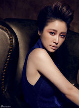 高清图：林心如全新写真曝光 精致妆容表情魅惑