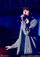 组图：SJ-M上海热力开唱 始源帅气有型赫海有爱