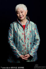 幻灯图集：《团圆》导演王全安主演卢燕写真