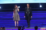 组图：中歌榜演唱会 王力宏张靓颖牵手压轴
