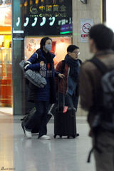 独家：汤唯被揭分手落寞离京 行色匆匆显疲态