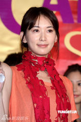 幻灯图：林志玲助阵模特公司开工 泳装环节趣味十足