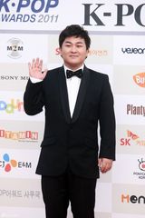 高清组图：首届GaonChart颁奖礼众星亮相红毯